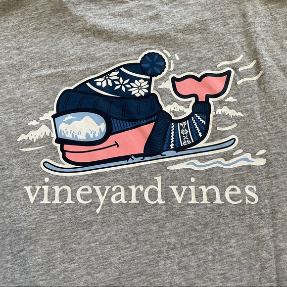Vineyard Vines sledding long-sleeve tee! - Picture 2 of 8